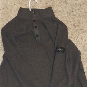 Greg Norman 1/4 button up Long Sleeved Shirt
